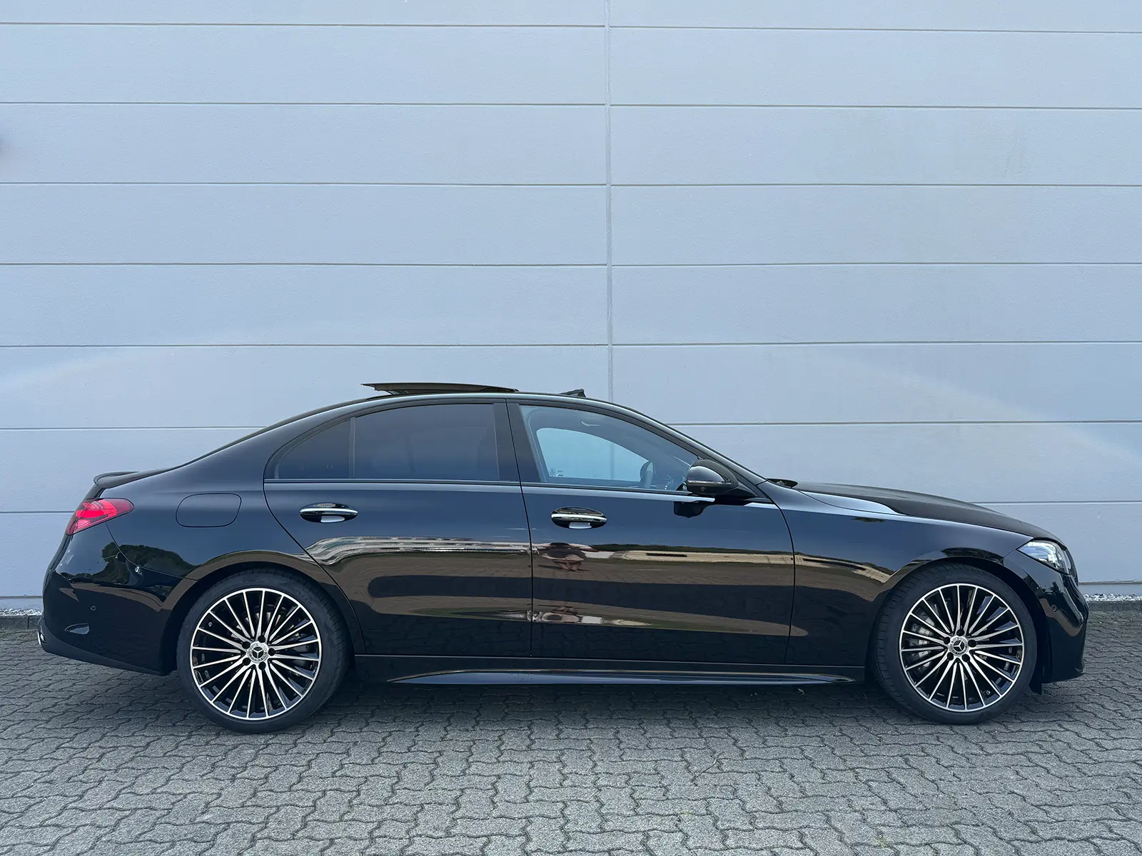 Mercedes Benz C Klasse AMG Line mieten