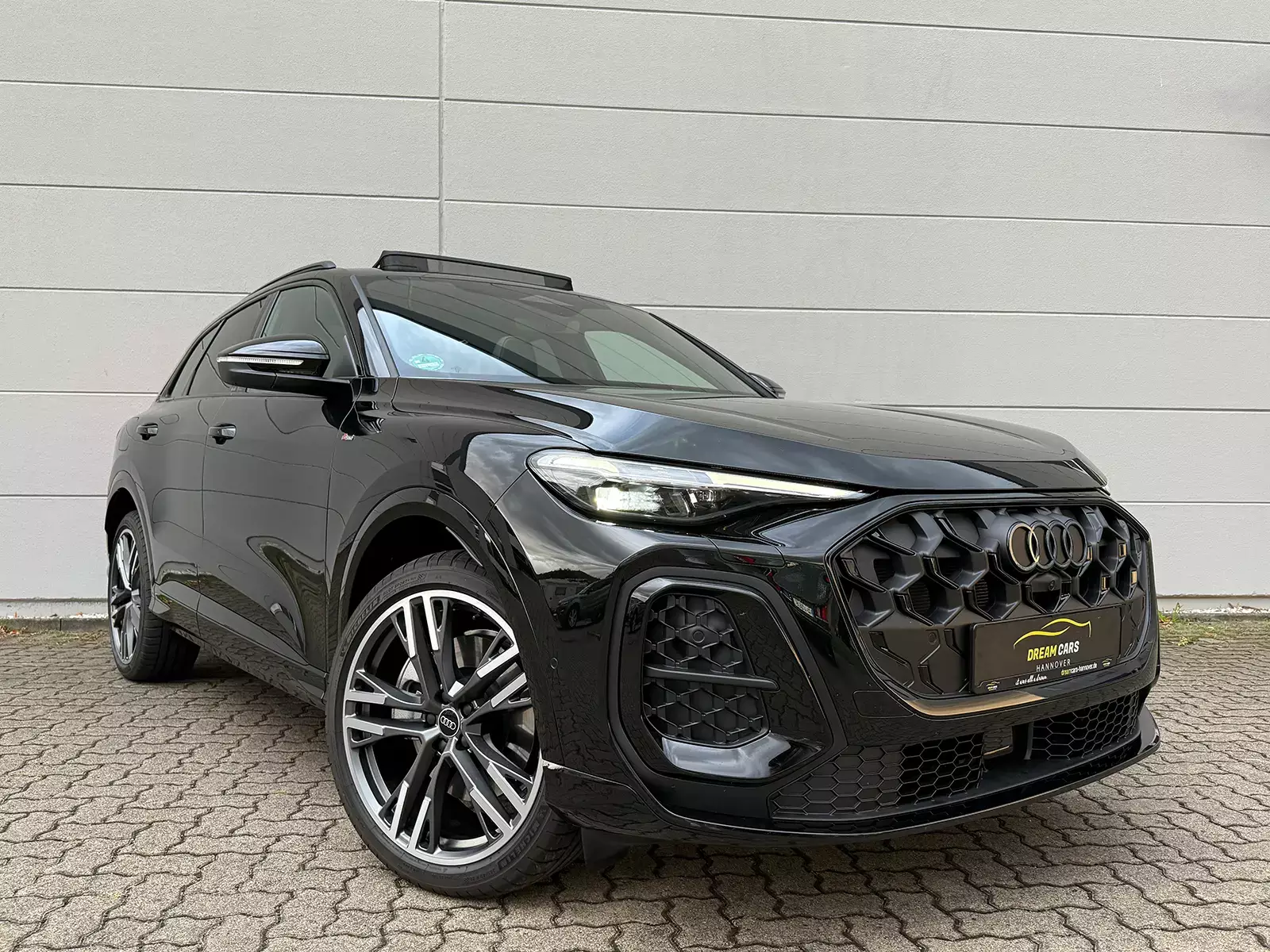  Audi Q5 Edition One S Line mieten!