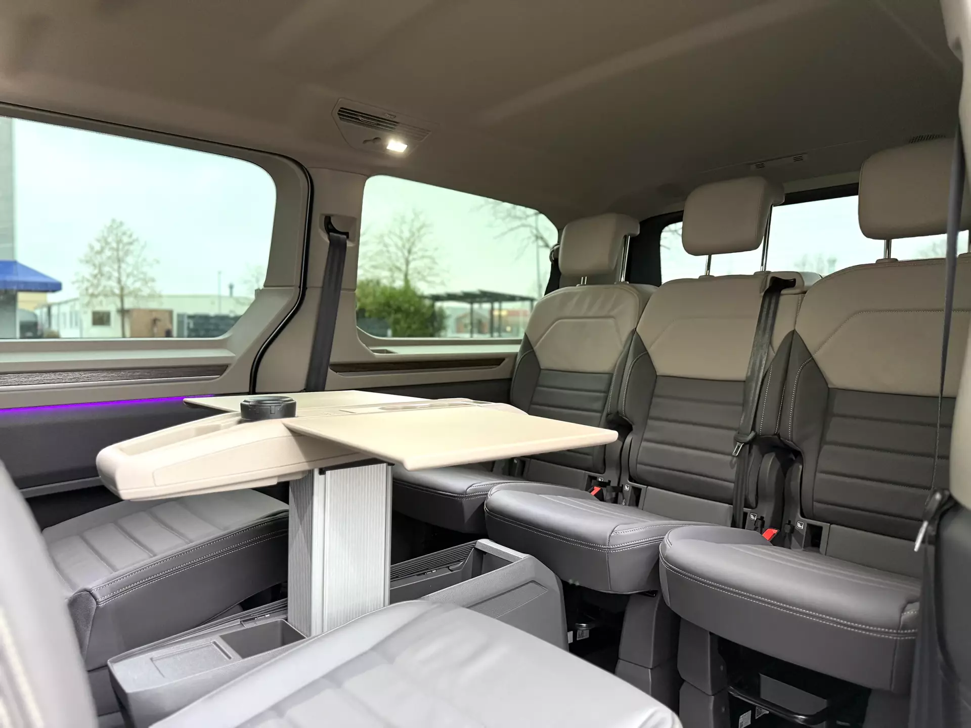 VW T7 Multivan Lang mieten!