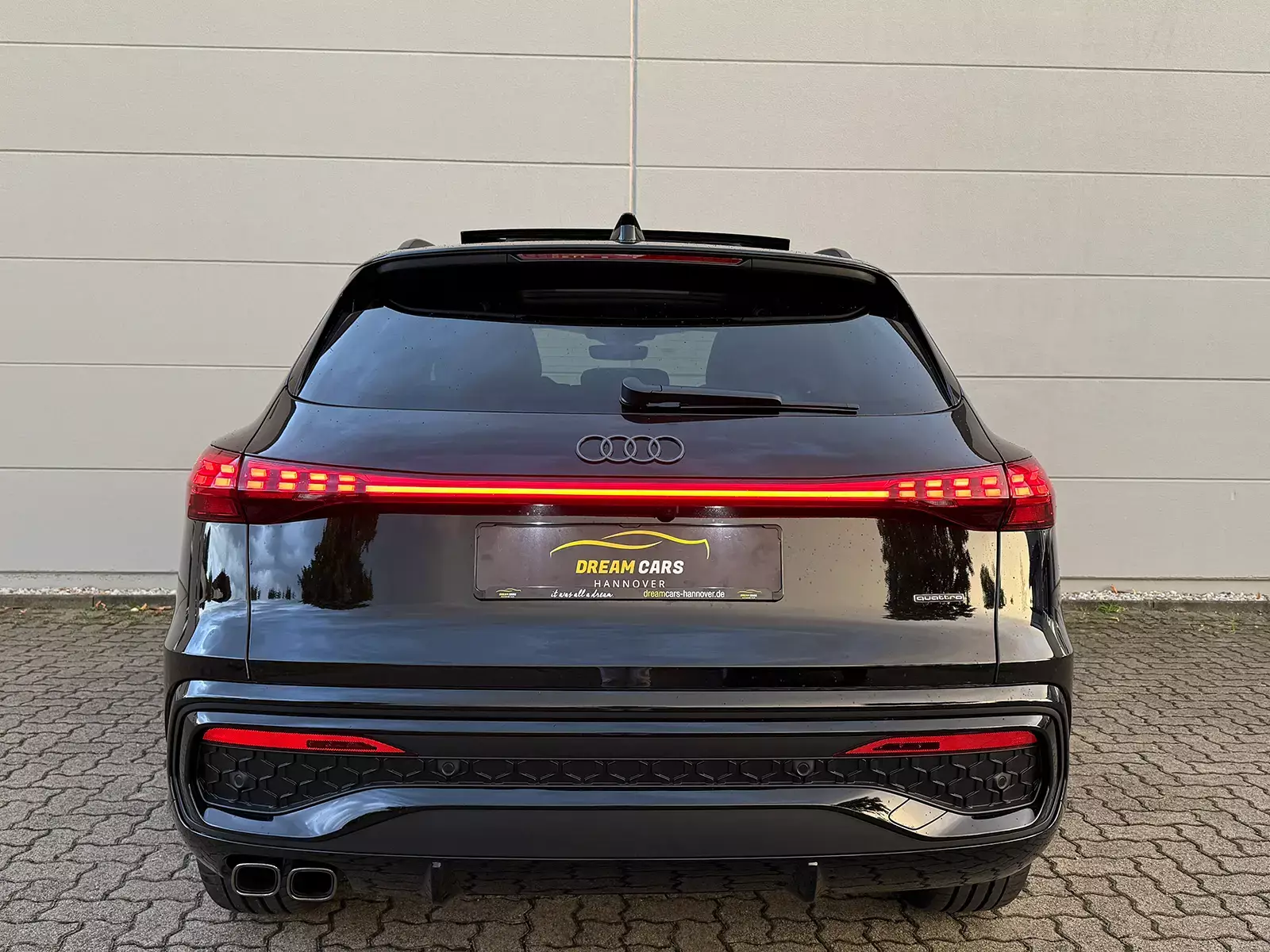  Audi Q5 Edition One S Line mieten!