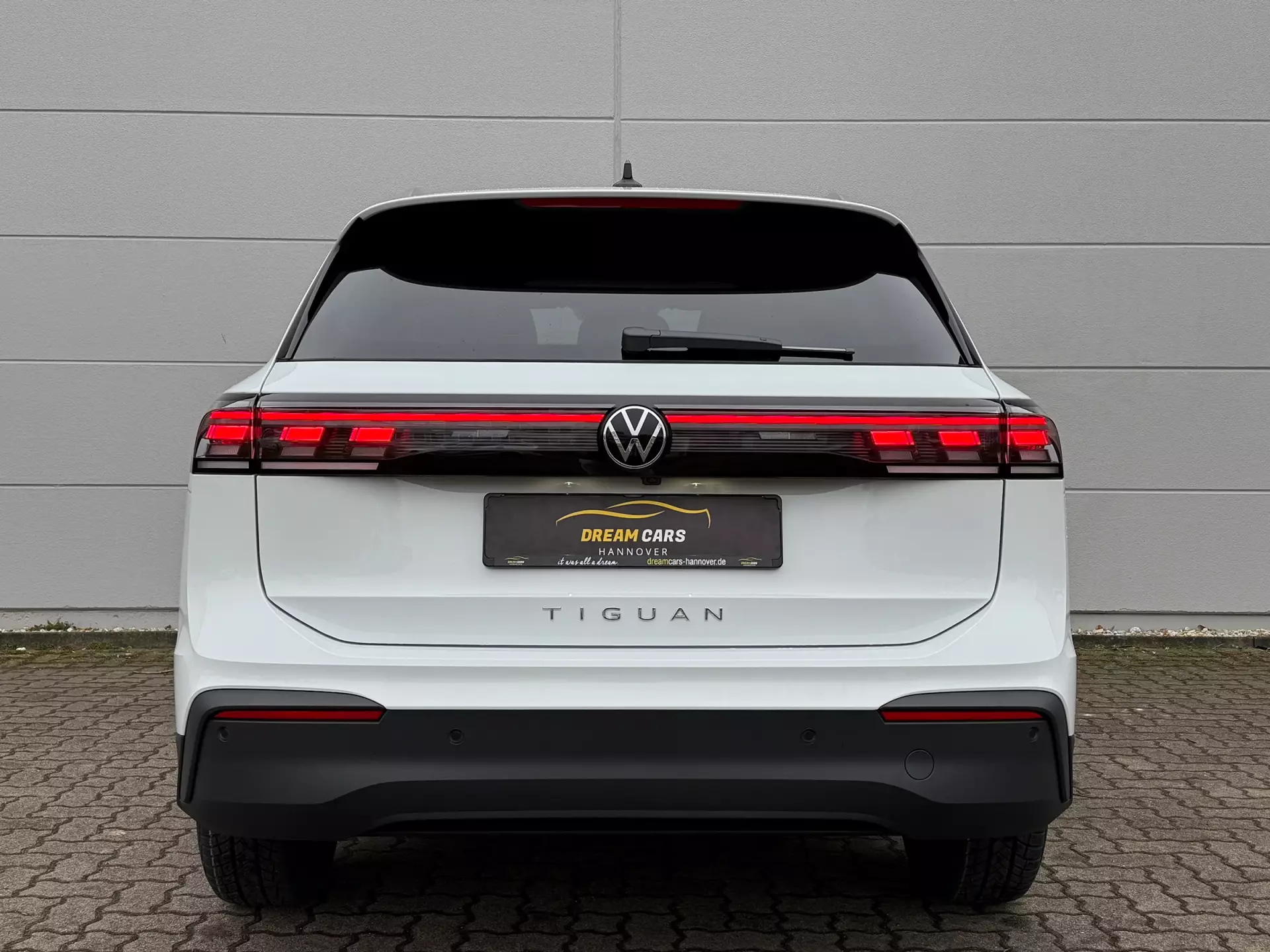 VW T7 Multivan Lang mieten!