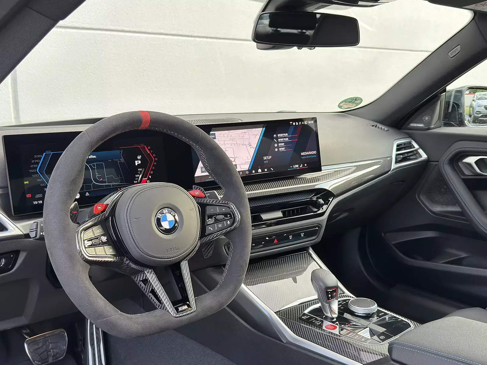 Mercedes C43 AMG mieten!