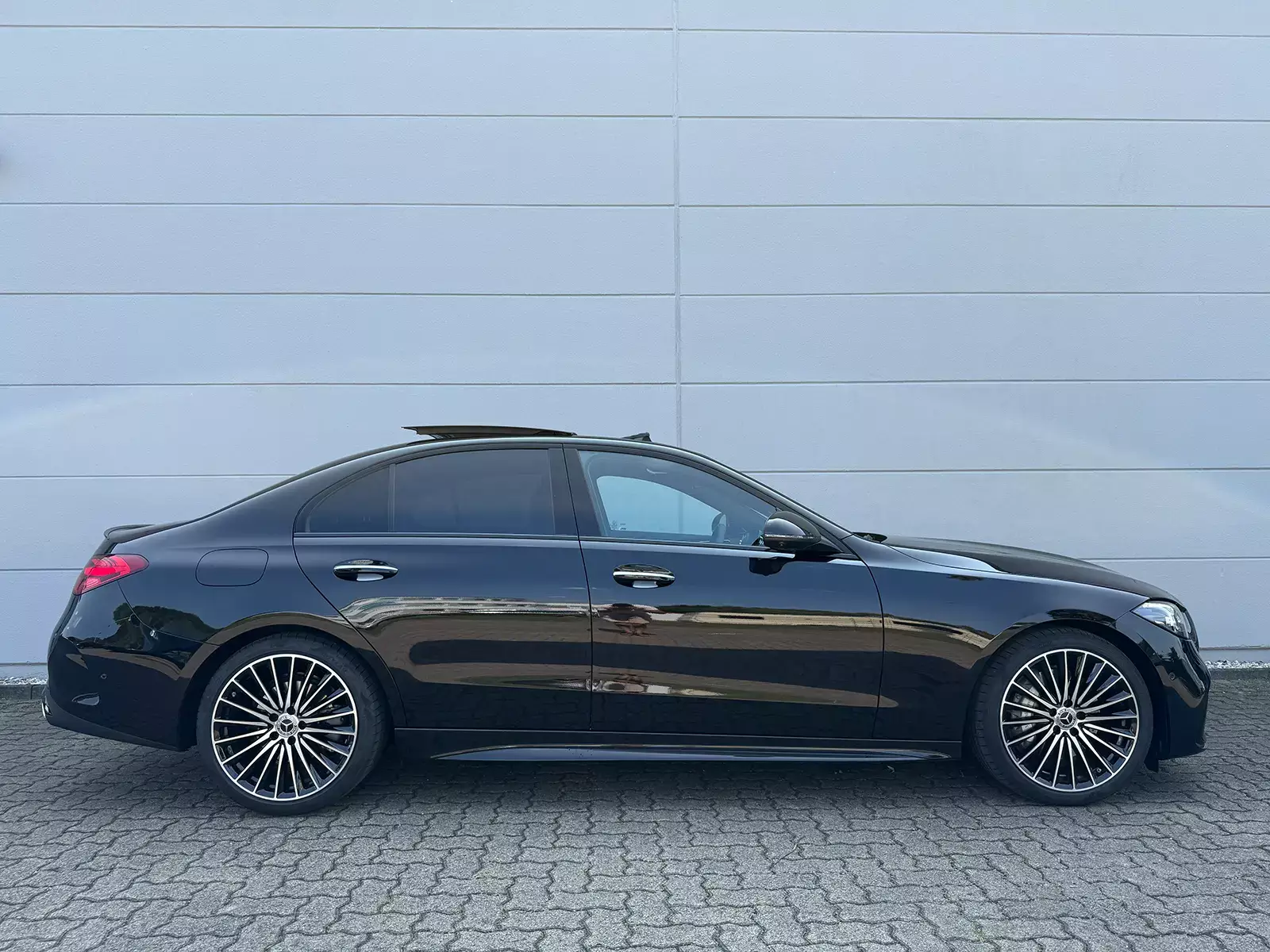 Mercedes Benz C Klasse AMG mieten!